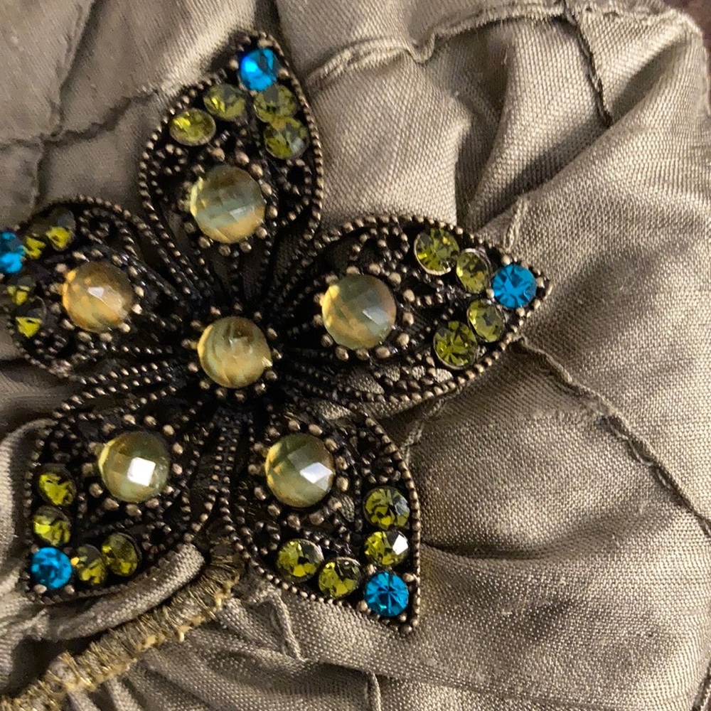 Large Textile Brooch Pin - Picture 6 of 6